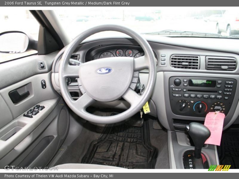 Tungsten Grey Metallic / Medium/Dark Flint Grey 2006 Ford Taurus SE