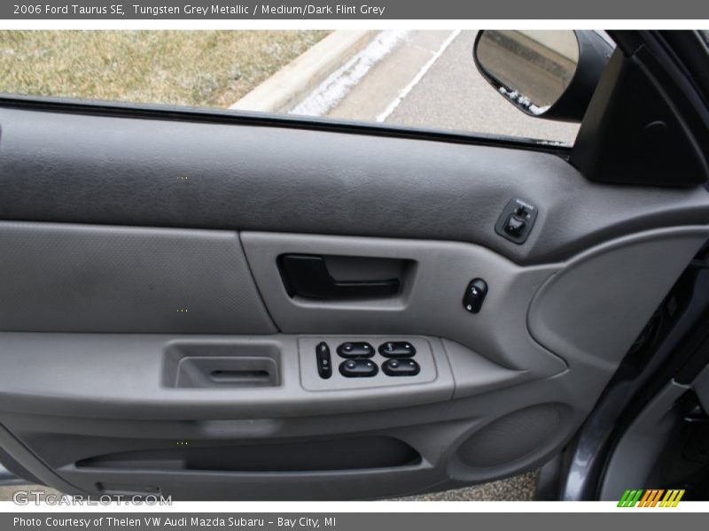 Tungsten Grey Metallic / Medium/Dark Flint Grey 2006 Ford Taurus SE