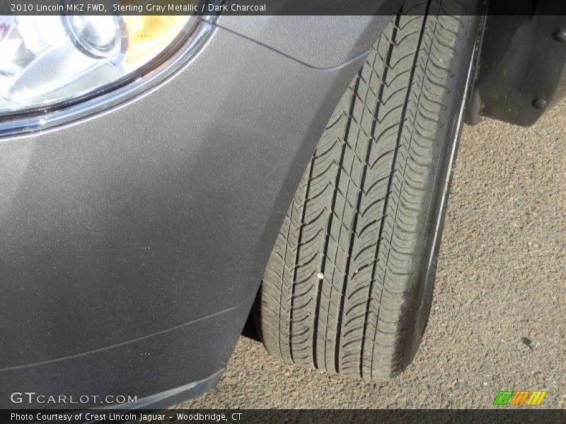 Sterling Gray Metallic / Dark Charcoal 2010 Lincoln MKZ FWD