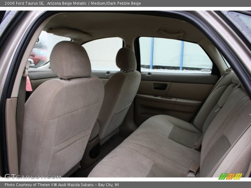 Arizona Beige Metallic / Medium/Dark Pebble Beige 2006 Ford Taurus SE