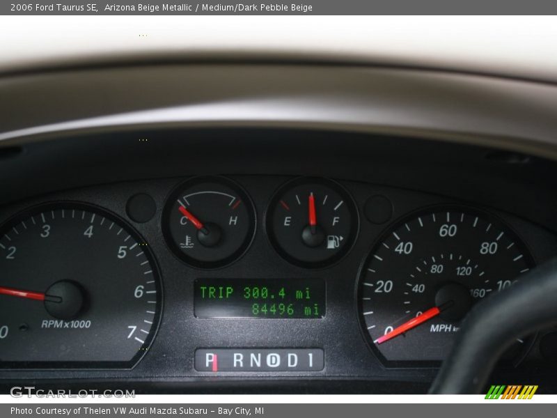 Arizona Beige Metallic / Medium/Dark Pebble Beige 2006 Ford Taurus SE