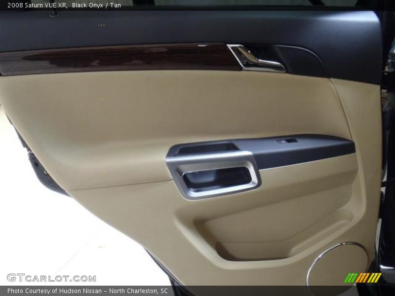 Black Onyx / Tan 2008 Saturn VUE XR