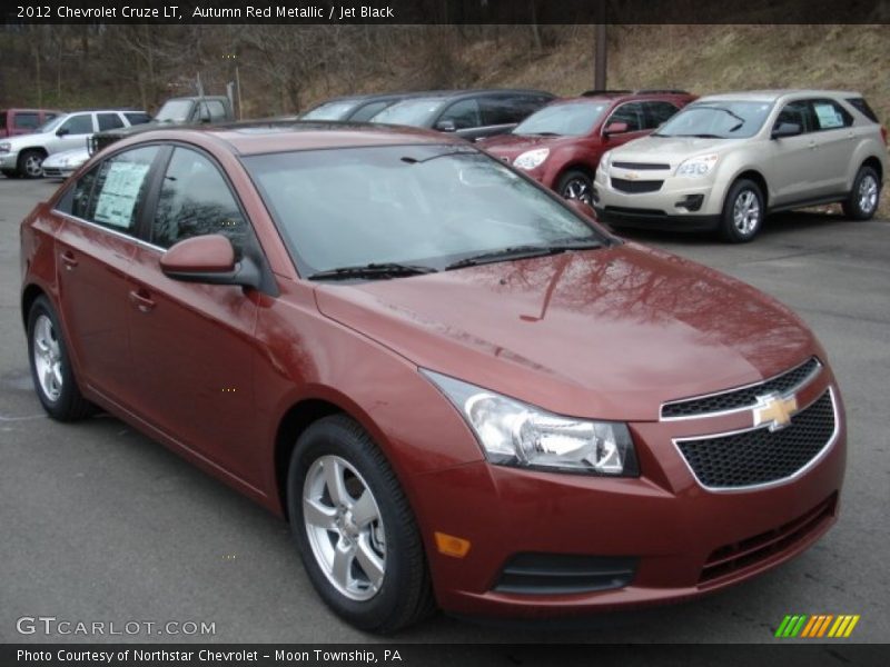 Front 3/4 View of 2012 Cruze LT
