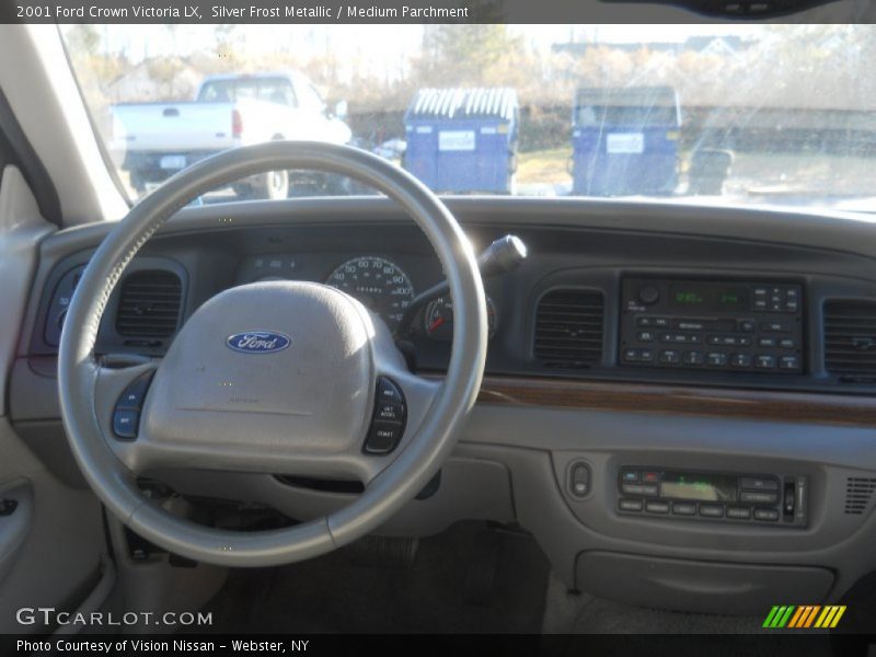Silver Frost Metallic / Medium Parchment 2001 Ford Crown Victoria LX