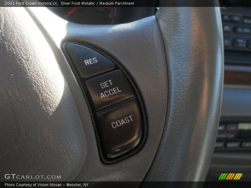 Silver Frost Metallic / Medium Parchment 2001 Ford Crown Victoria LX