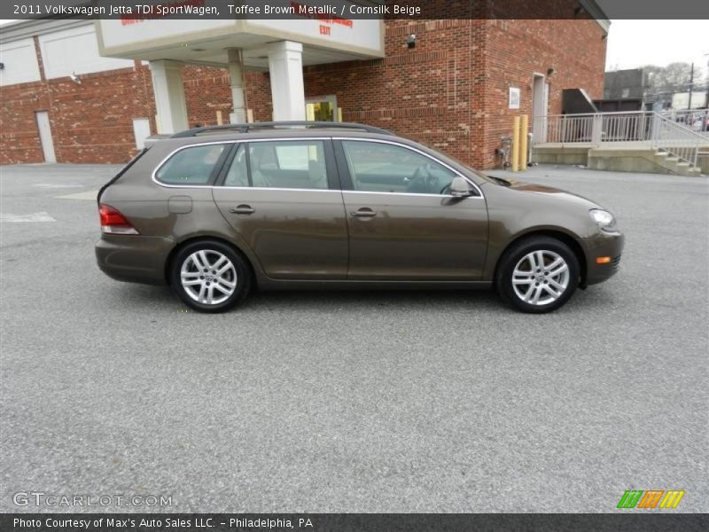 Toffee Brown Metallic / Cornsilk Beige 2011 Volkswagen Jetta TDI SportWagen