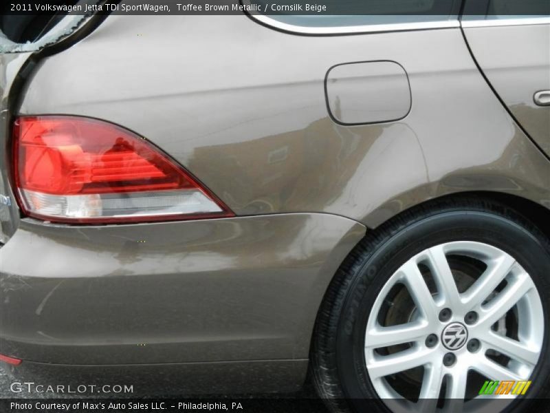 Toffee Brown Metallic / Cornsilk Beige 2011 Volkswagen Jetta TDI SportWagen