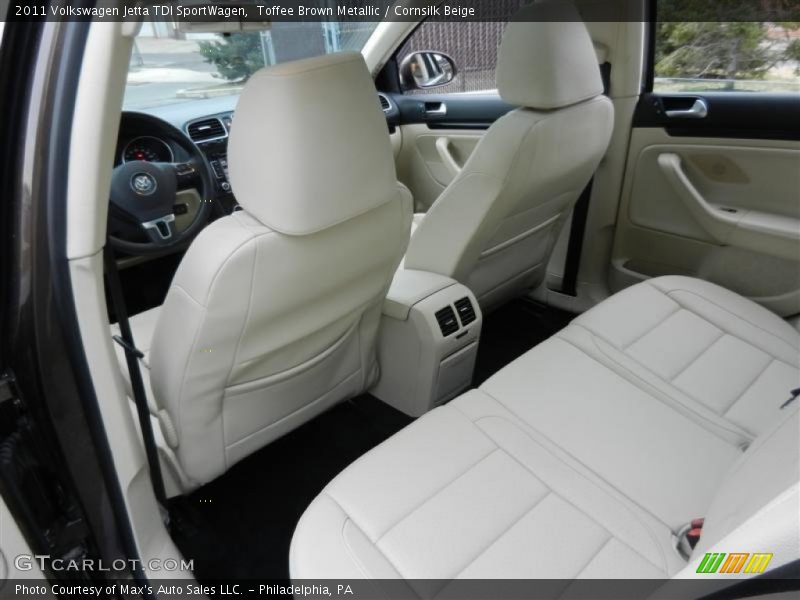 Toffee Brown Metallic / Cornsilk Beige 2011 Volkswagen Jetta TDI SportWagen
