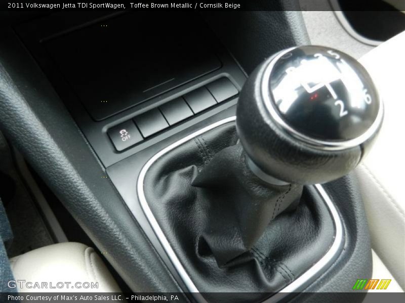 Toffee Brown Metallic / Cornsilk Beige 2011 Volkswagen Jetta TDI SportWagen