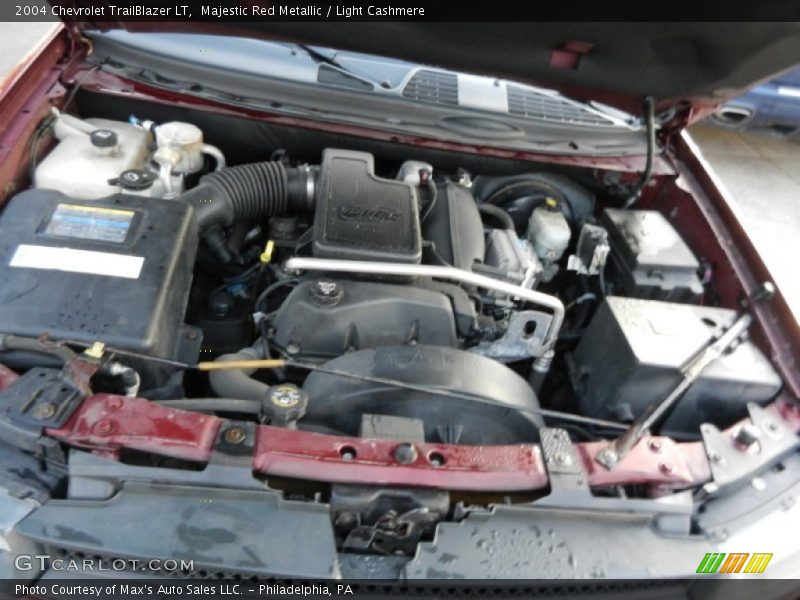 Majestic Red Metallic / Light Cashmere 2004 Chevrolet TrailBlazer LT