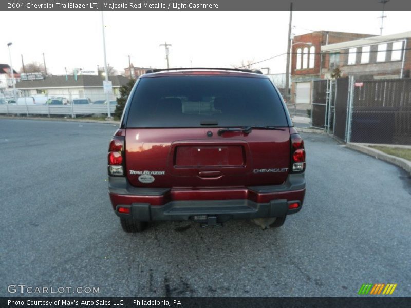 Majestic Red Metallic / Light Cashmere 2004 Chevrolet TrailBlazer LT