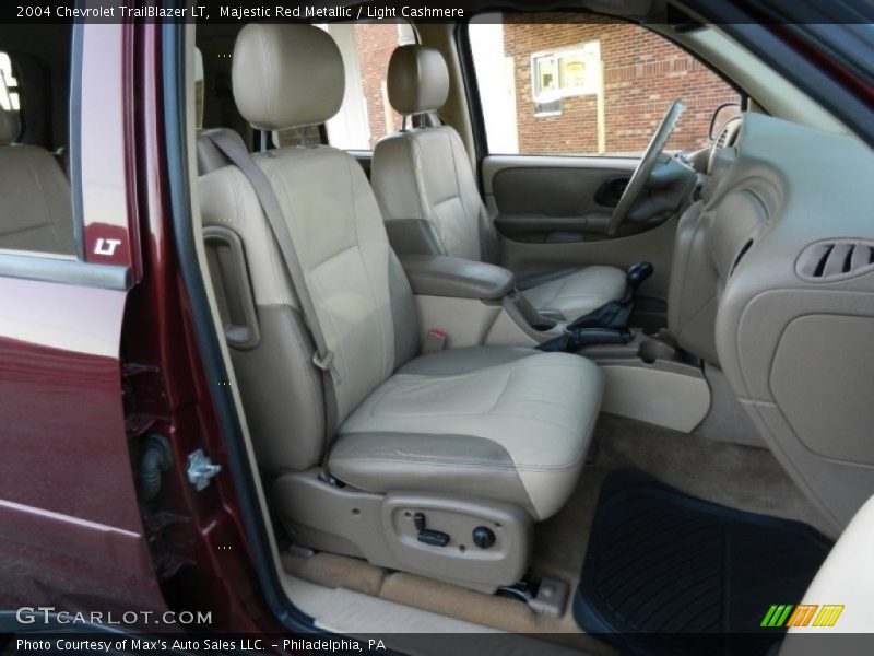 Majestic Red Metallic / Light Cashmere 2004 Chevrolet TrailBlazer LT