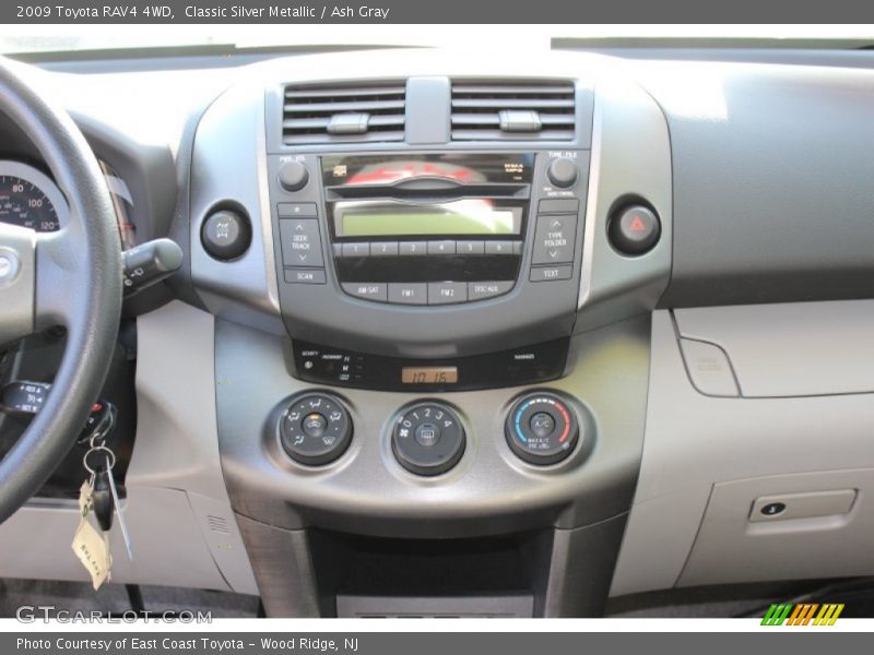 Classic Silver Metallic / Ash Gray 2009 Toyota RAV4 4WD