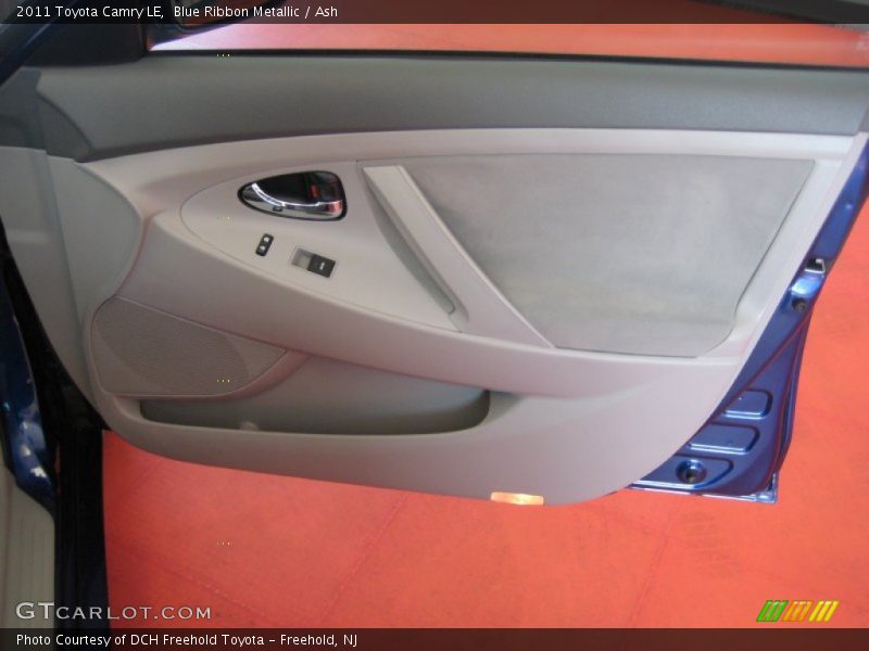 Blue Ribbon Metallic / Ash 2011 Toyota Camry LE