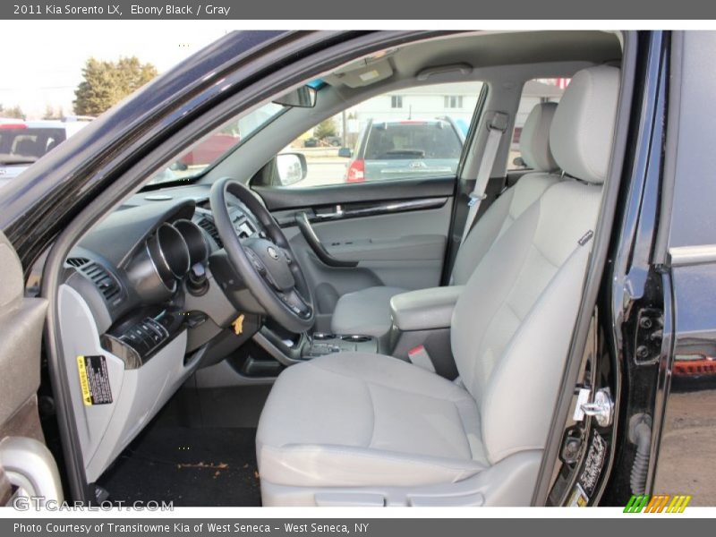Ebony Black / Gray 2011 Kia Sorento LX