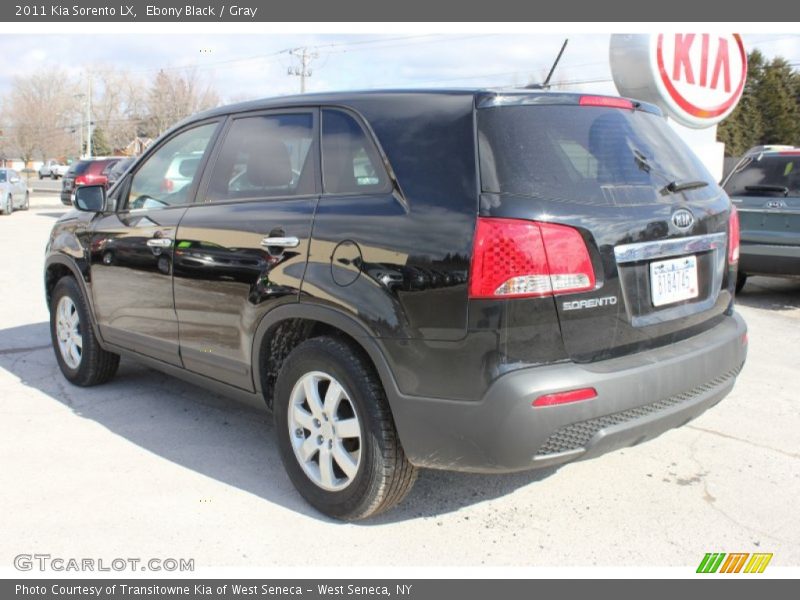Ebony Black / Gray 2011 Kia Sorento LX