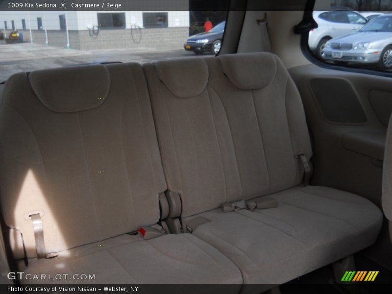 Cashmere / Beige 2009 Kia Sedona LX