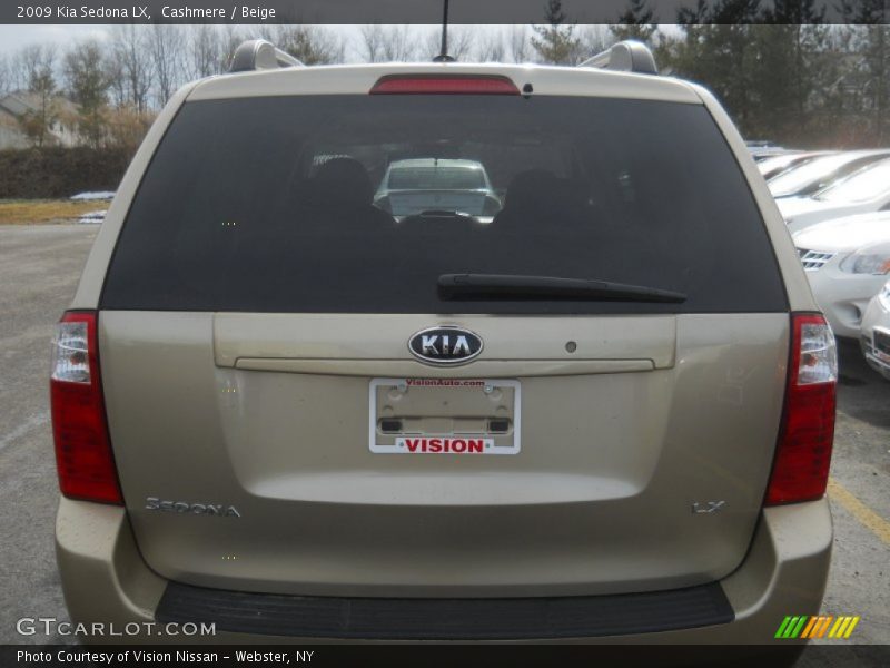 Cashmere / Beige 2009 Kia Sedona LX