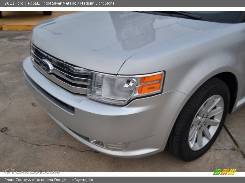Ingot Silver Metallic / Medium Light Stone 2011 Ford Flex SEL