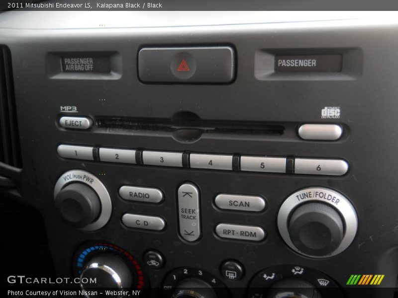 Kalapana Black / Black 2011 Mitsubishi Endeavor LS