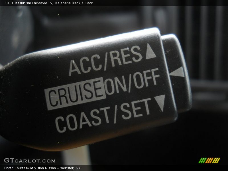 Kalapana Black / Black 2011 Mitsubishi Endeavor LS