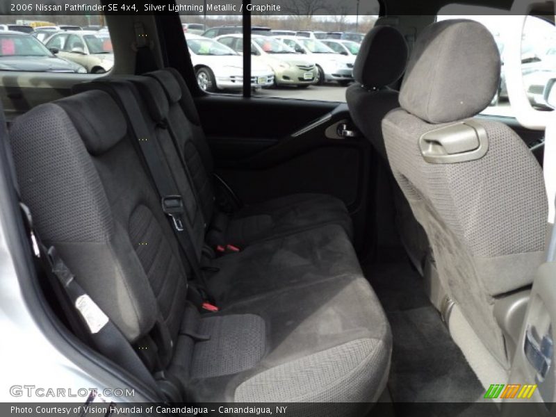 Silver Lightning Metallic / Graphite 2006 Nissan Pathfinder SE 4x4