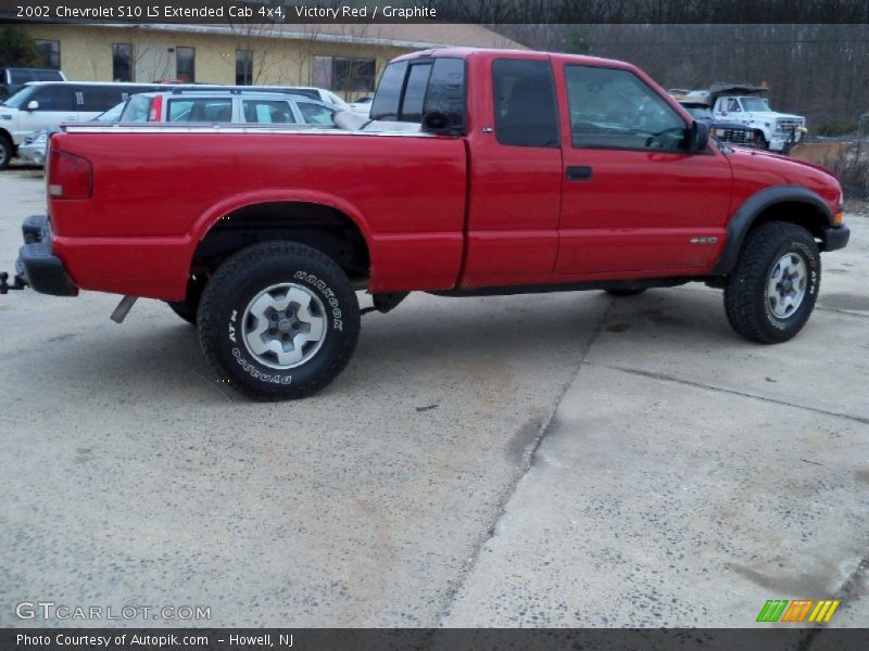  2002 S10 LS Extended Cab 4x4 Victory Red