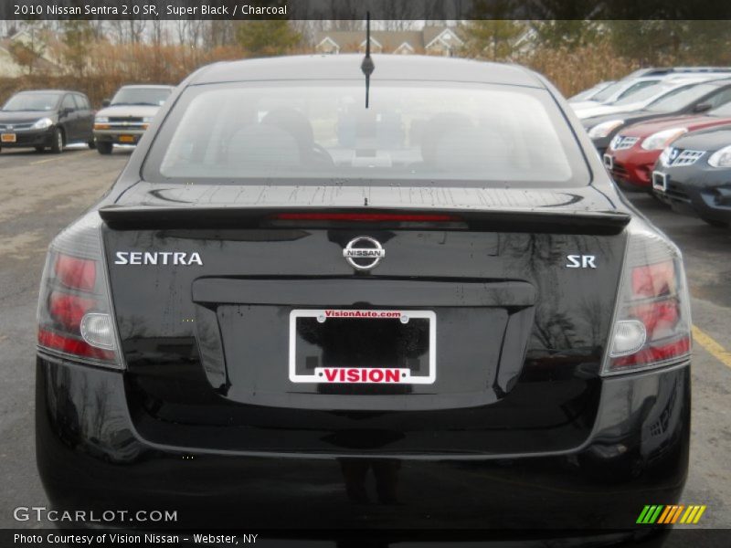 Super Black / Charcoal 2010 Nissan Sentra 2.0 SR