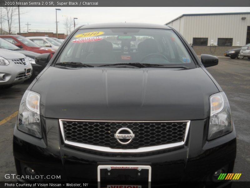 Super Black / Charcoal 2010 Nissan Sentra 2.0 SR