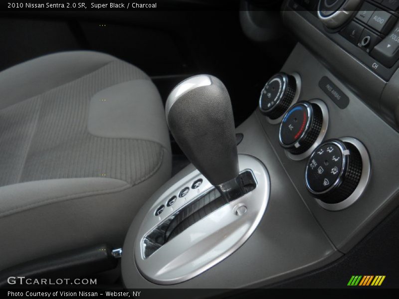 Super Black / Charcoal 2010 Nissan Sentra 2.0 SR