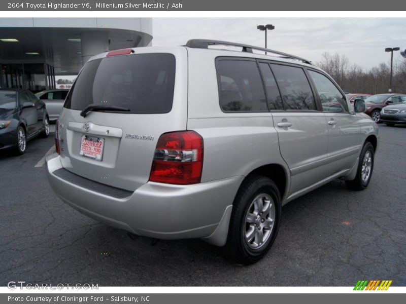 Millenium Silver Metallic / Ash 2004 Toyota Highlander V6