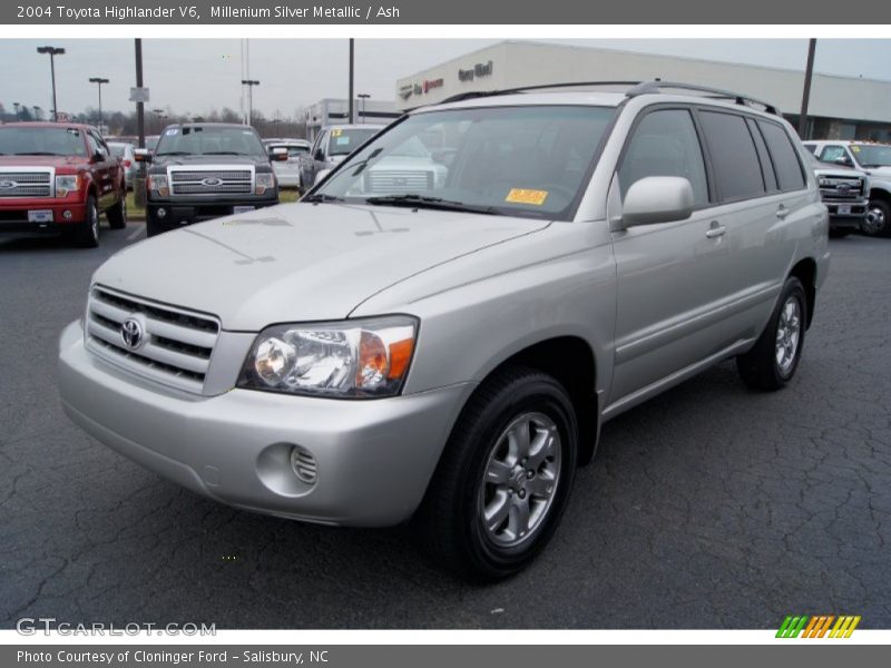 Millenium Silver Metallic / Ash 2004 Toyota Highlander V6