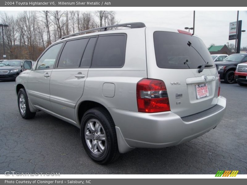 Millenium Silver Metallic / Ash 2004 Toyota Highlander V6