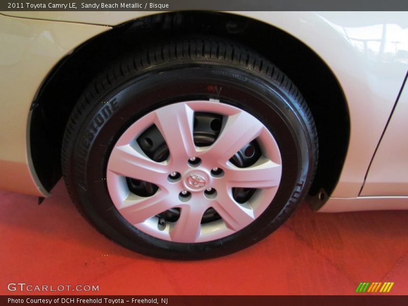 Sandy Beach Metallic / Bisque 2011 Toyota Camry LE