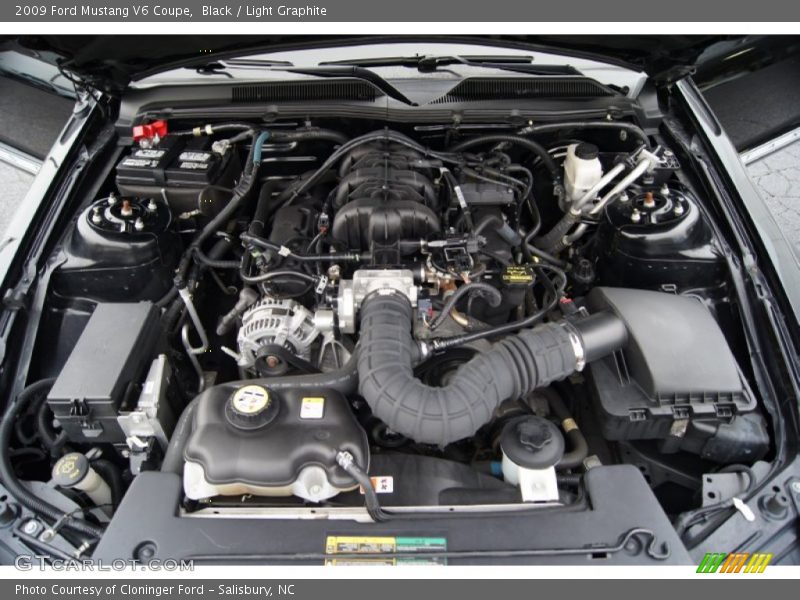  2009 Mustang V6 Coupe Engine - 4.0 Liter SOHC 12-Valve V6