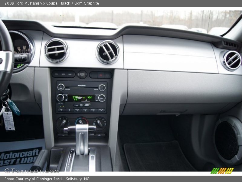 Black / Light Graphite 2009 Ford Mustang V6 Coupe