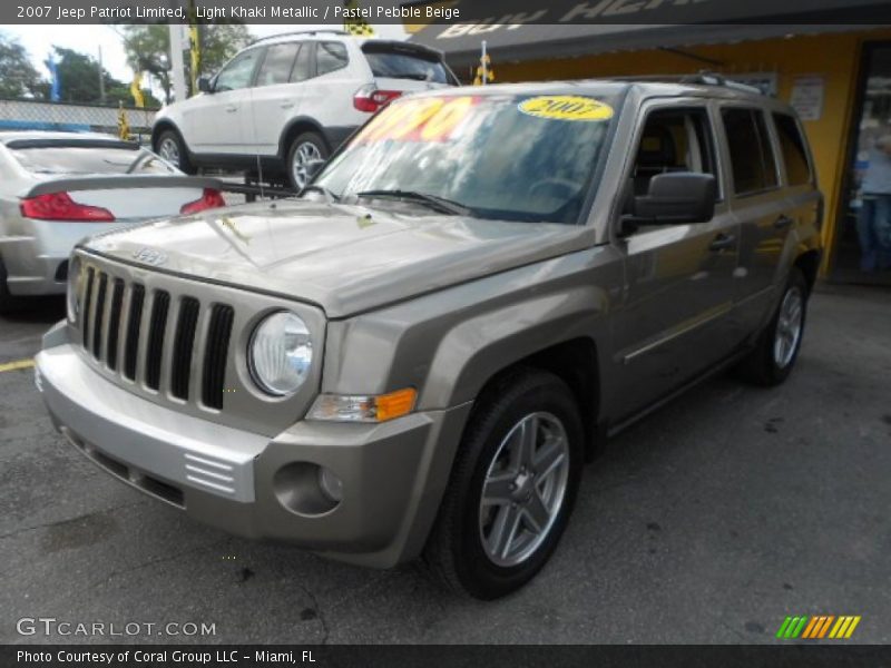 Light Khaki Metallic / Pastel Pebble Beige 2007 Jeep Patriot Limited