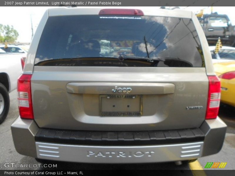 Light Khaki Metallic / Pastel Pebble Beige 2007 Jeep Patriot Limited