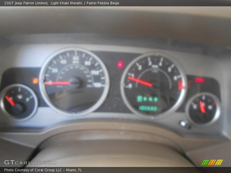 Light Khaki Metallic / Pastel Pebble Beige 2007 Jeep Patriot Limited