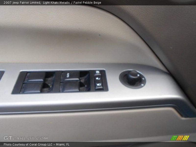 Light Khaki Metallic / Pastel Pebble Beige 2007 Jeep Patriot Limited