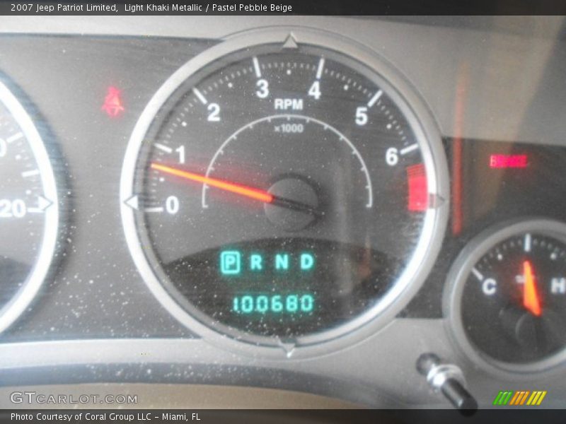 Light Khaki Metallic / Pastel Pebble Beige 2007 Jeep Patriot Limited