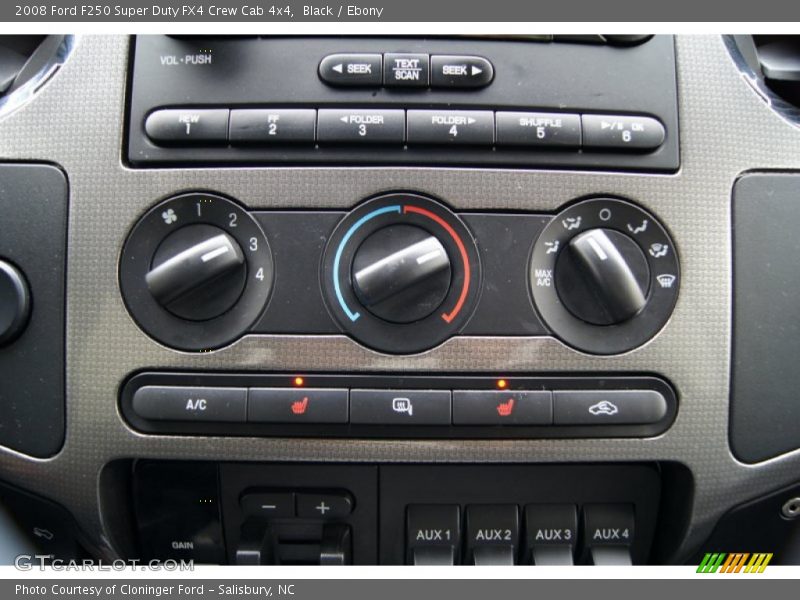 Controls of 2008 F250 Super Duty FX4 Crew Cab 4x4