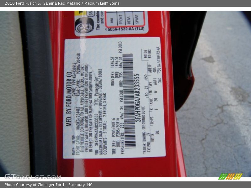 Sangria Red Metallic / Medium Light Stone 2010 Ford Fusion S