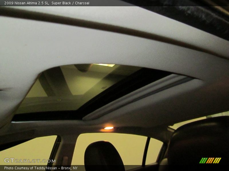 Super Black / Charcoal 2009 Nissan Altima 2.5 SL