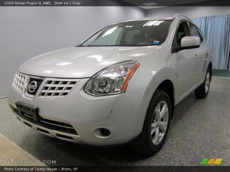 Silver Ice / Gray 2009 Nissan Rogue SL AWD