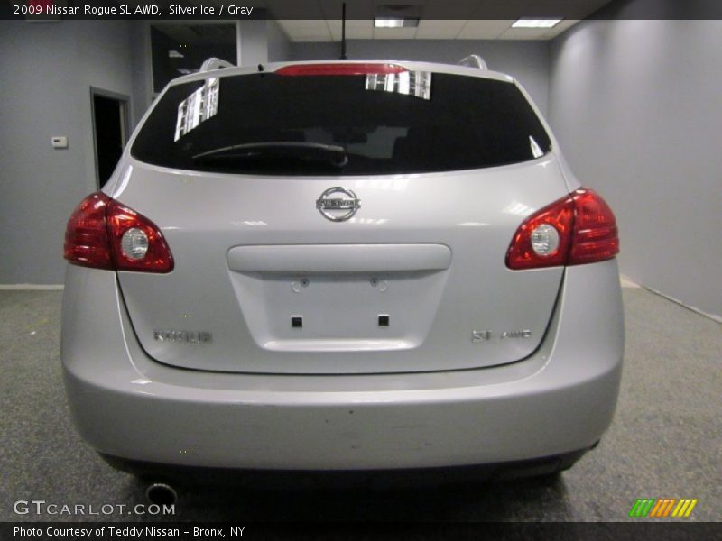 Silver Ice / Gray 2009 Nissan Rogue SL AWD