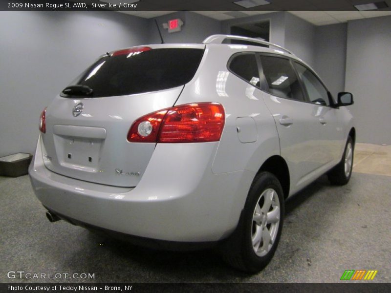 Silver Ice / Gray 2009 Nissan Rogue SL AWD