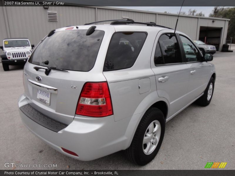 Silver / Gray 2007 Kia Sorento LX