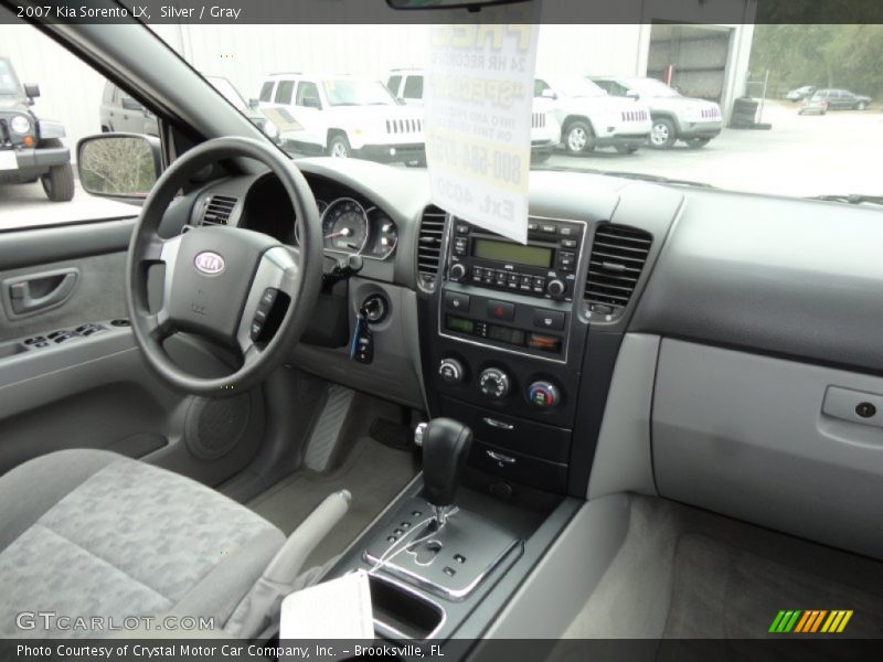 Silver / Gray 2007 Kia Sorento LX