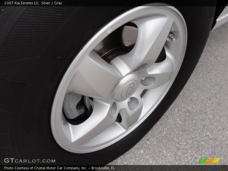 Silver / Gray 2007 Kia Sorento LX